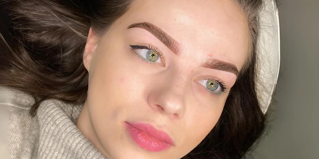 A girl with Shading - A subtle and precise application of pigments that mimics the look of traditional makeup.